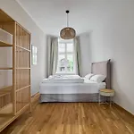 Ruhiges Zentrales Maisonette-loft In *