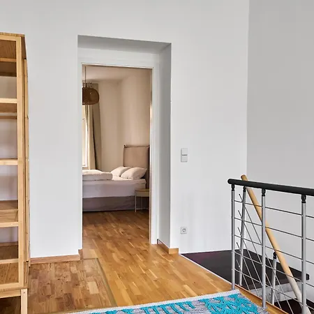 Ruhiges Zentrales Maisonette-loft In * Берлин