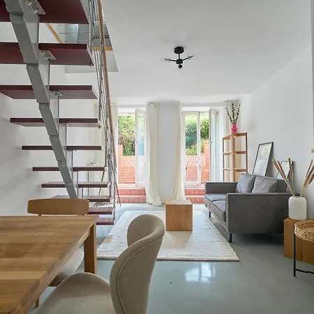 Ruhiges Zentrales Maisonette-loft In *