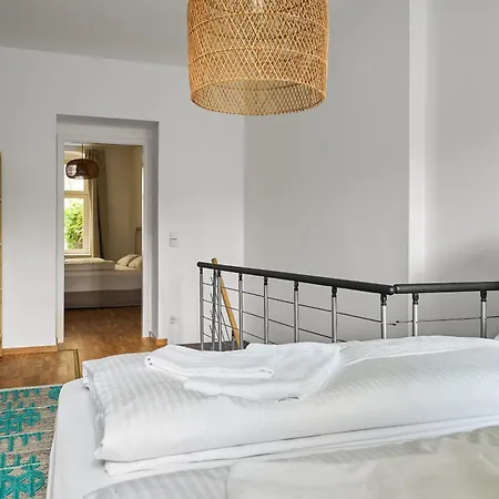 Apartmán Ruhiges Zentrales Maisonette-loft In *