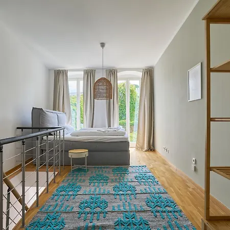 Апартаменты Ruhiges Zentrales Maisonette-loft In