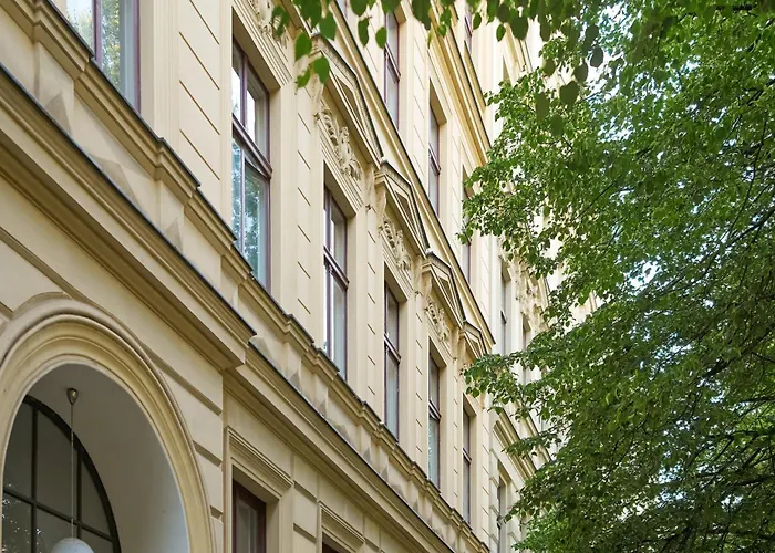 Ruhiges Zentrales Maisonette-loft In شقة